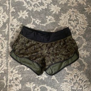 Lululemon speed up short